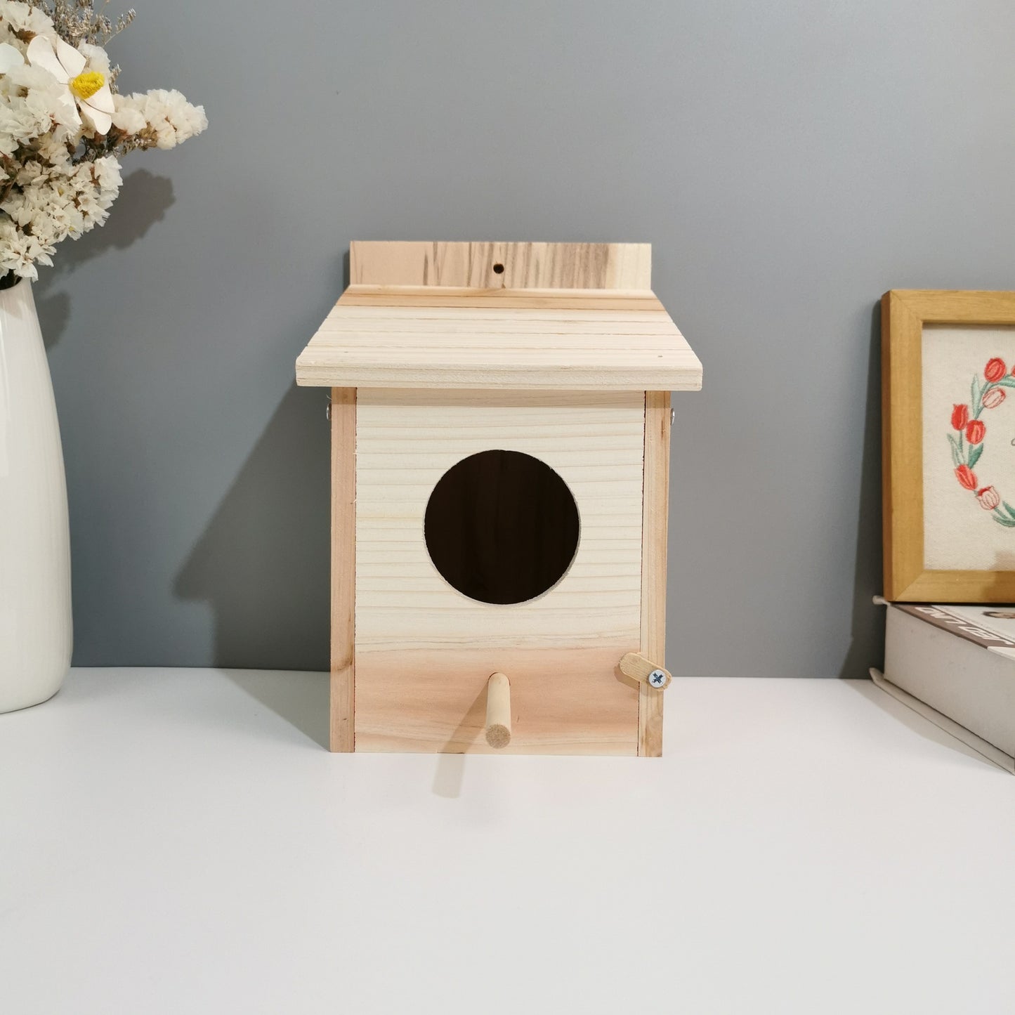 Creative Bird Breeding Box Wooden Bird Nest