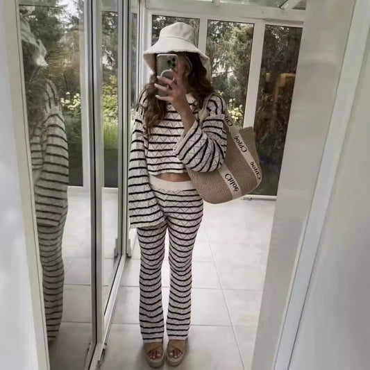 Women's Striped Knitted L Long Sleeve Bell-bottom Pants Suit
