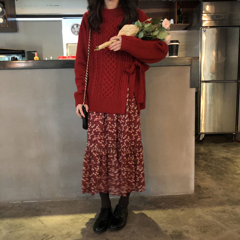 Small Sweet Gentle Style Sweater For Women
