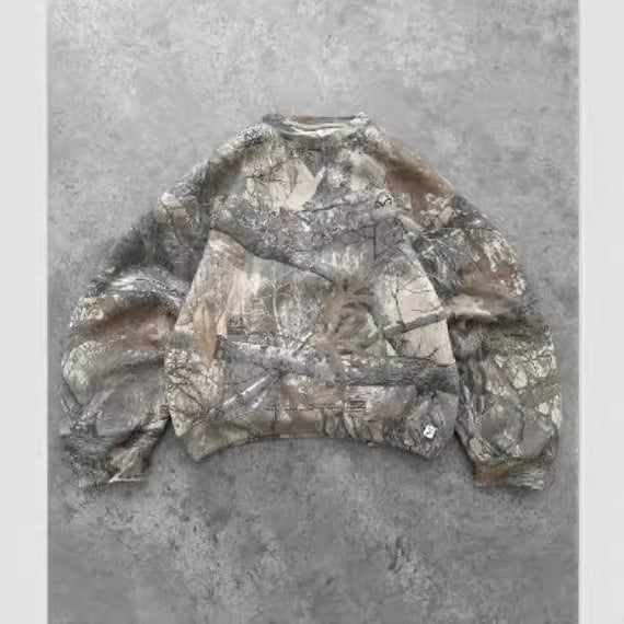 Round Neck Drop-shoulder Sleeve Branch 3D Digital Printing Sweater