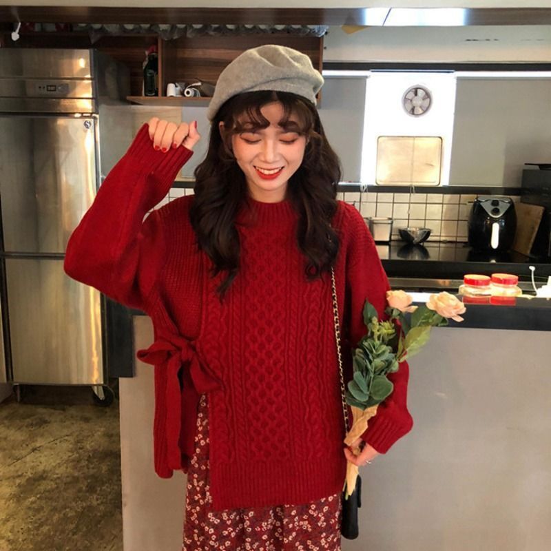 Small Sweet Gentle Style Sweater For Women