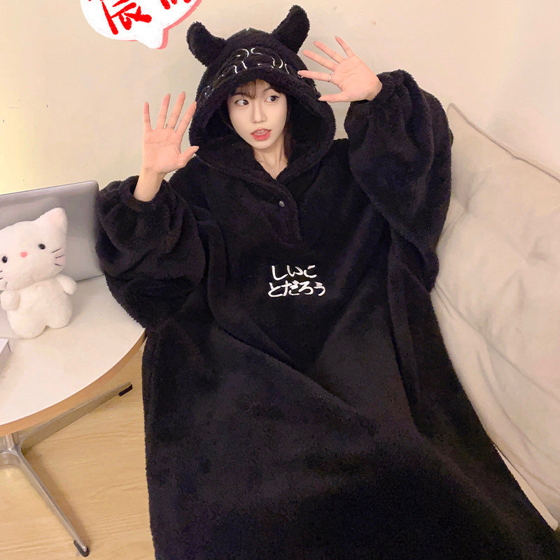 Women's Fleece-lined Thickening Embroidery Loose Nightgown