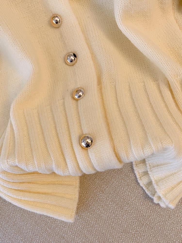 Gentle Youthful Short Soft Glutinous Sweater Coat