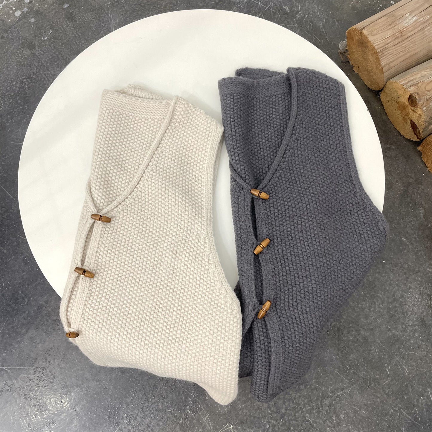 Horn Button Vest Waistcoat Sleeveless Knitwear