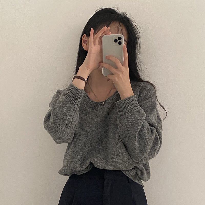 All-matching Crew Neck Pullover Sweater Solid Color Long-sleeved Knitted Top