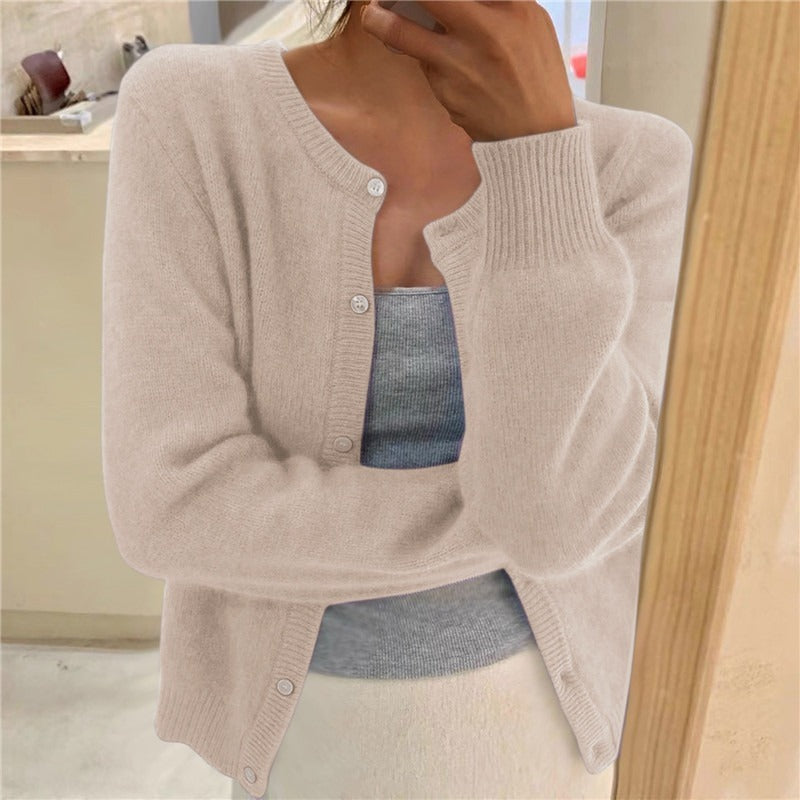 Women's Round Neck Solid Color Knitted Cardigan