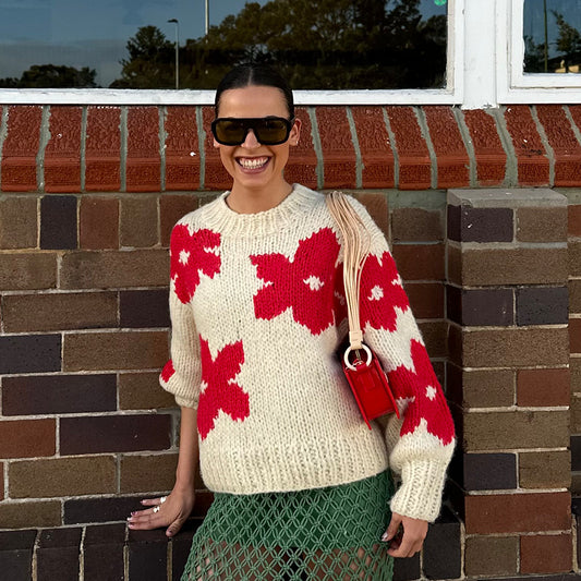 New Pullover Knitted Sweater Fashion Round Neck Flower Sweater