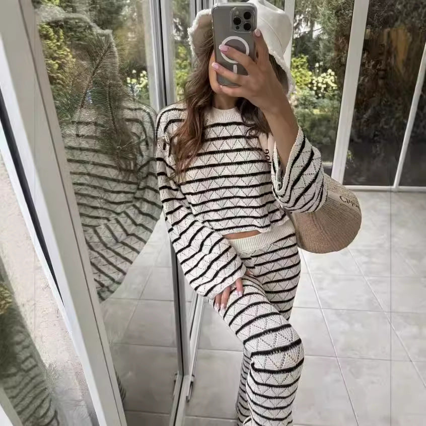 Women's Striped Knitted L Long Sleeve Bell-bottom Pants Suit