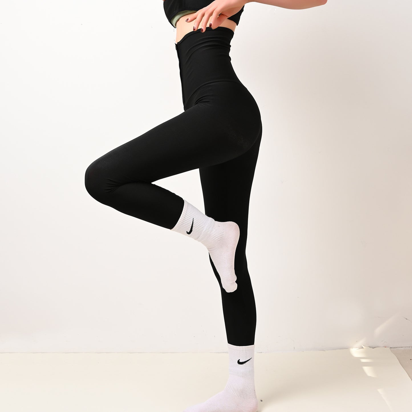 Sports Sweat Wicking Pants Elastic Breasted Plus Size Yoga Pants