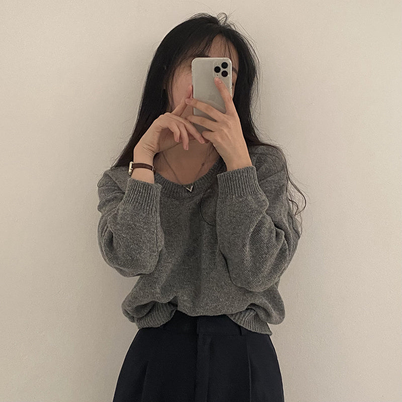 All-matching Crew Neck Pullover Sweater Solid Color Long-sleeved Knitted Top