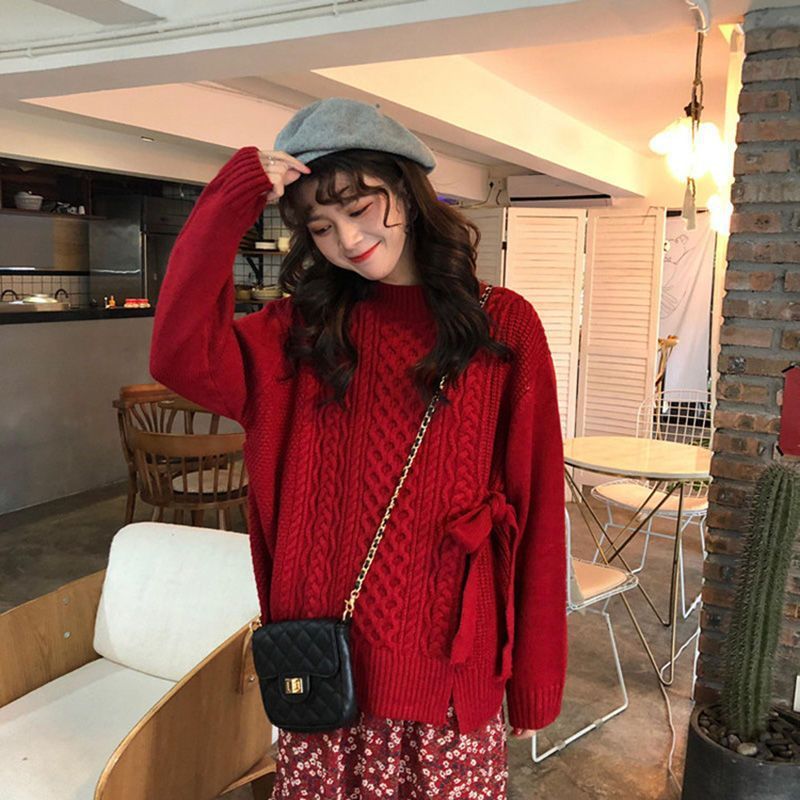 Small Sweet Gentle Style Sweater For Women